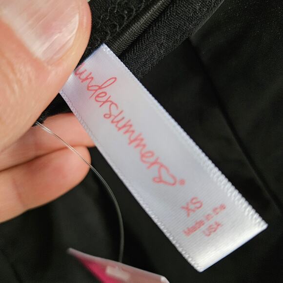 Under Summers Girls XS Anti Chafing Slip Short Solid Black Shapewear Layer New - Picture 5 of 6